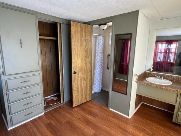 1971 BARR Single Mobile Home