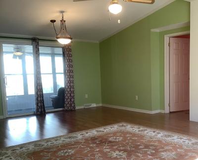 Photo 4 of 14 of home located at 150 Burleigh Drive Hampstead, NC 28443