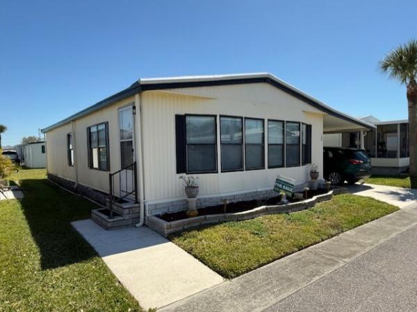 Photo 1 of 2 of home located at 1071 Donegan Rd Lot 156 Largo, FL 33771