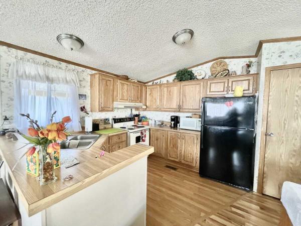 1989 CAVCO CAVCO Manufactured Home