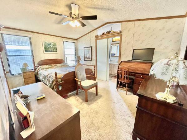 1989 CAVCO CAVCO Manufactured Home