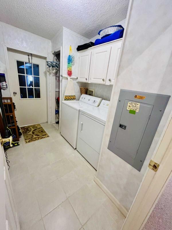 1995 Meri Manufactured Home
