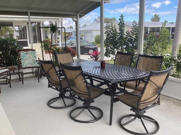 2004 Manufactured Home