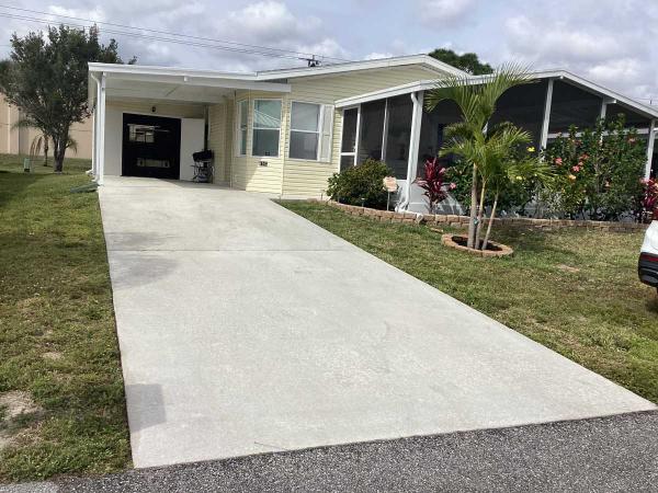 2004 Manufactured Home