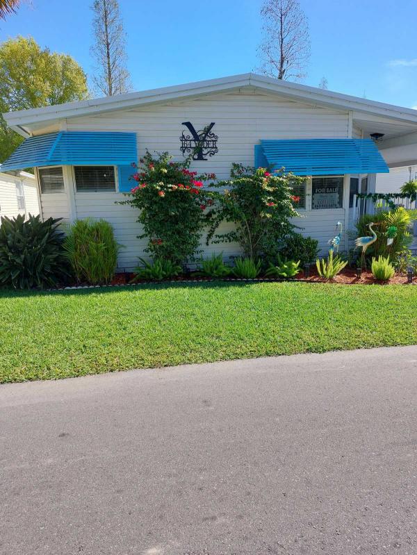 Photo 1 of 2 of home located at 164 Lake Michigan Dr Mulberry, FL 33860