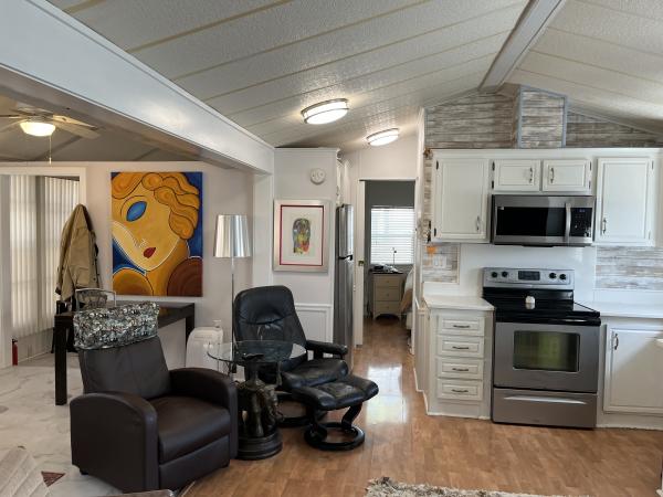 1992 Mobile Home