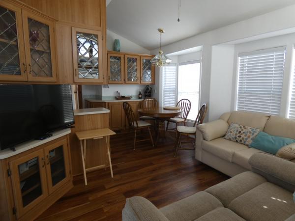 2000 CAVCO Mobile Home