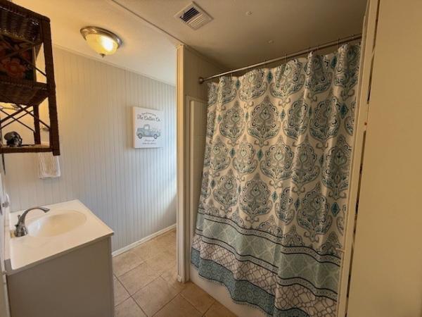 1986 Fleetwood Manufactured Home