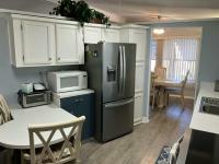 1985 SCHU HS Manufactured Home