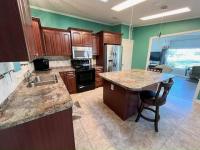 1990 PALM Manufactured Home