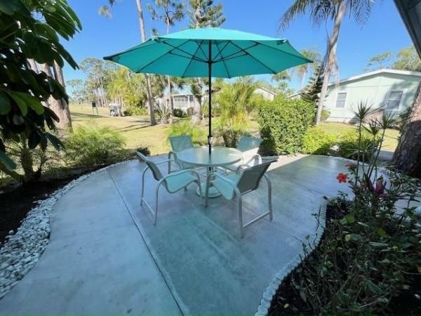 1990 PALM Manufactured Home