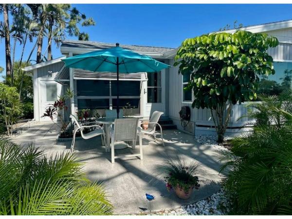 1990 PALM Manufactured Home