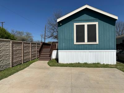 Mobile Home at 372 W Lawson Rd, Lot #15 Lot 3015 Dallas, TX 75253