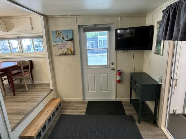 1983 Mobile Home