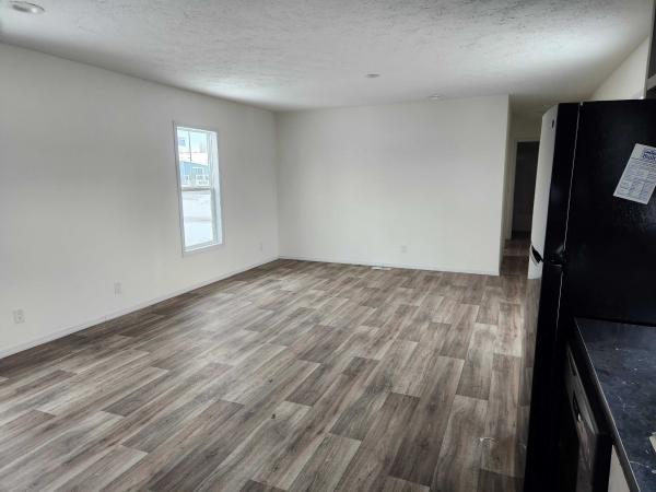 2023 Clayton - Redwood Falls   Home
