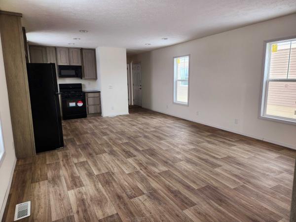 2023 Clayton - Redwood Falls   Home