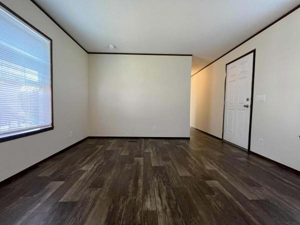 2019 Adventure Mobile Home