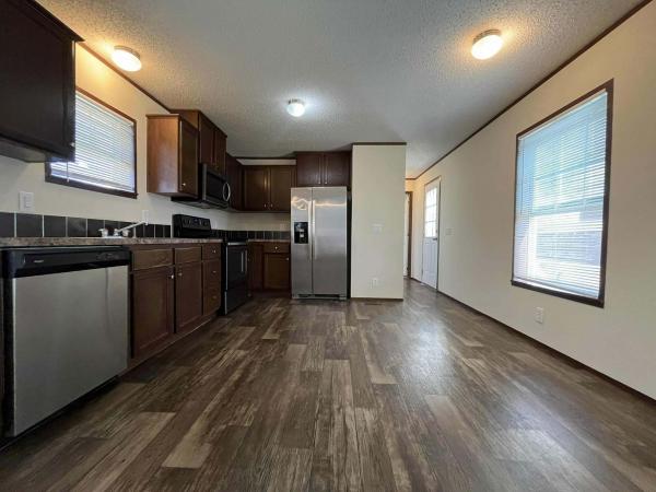 2019 Adventure Mobile Home