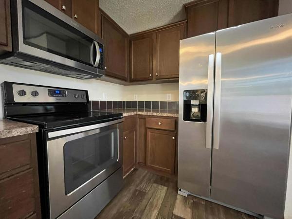 2019 Adventure Mobile Home