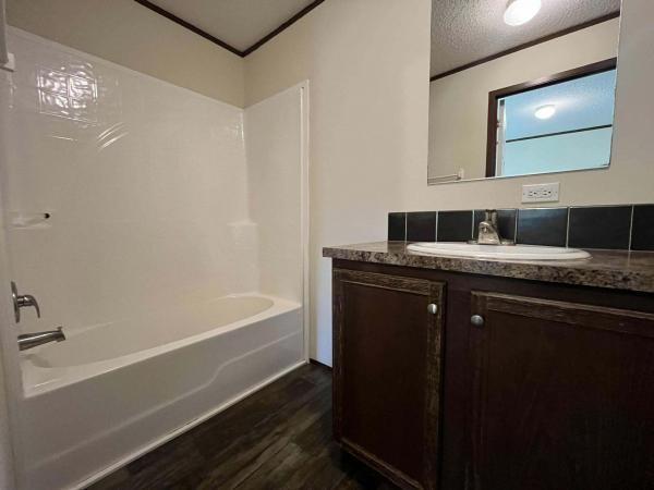 2019 Adventure Mobile Home