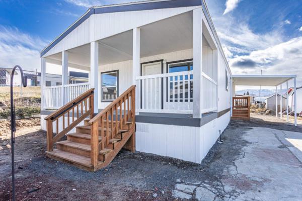 Photo 1 of 2 of home located at 455 9th St NE #14 East Wenatchee, WA 98802