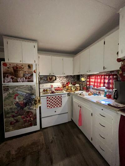 Photo 2 of 13 of home located at 453 Holiday Blvd Lakeland, FL 33815