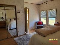 1990 PALM   Home