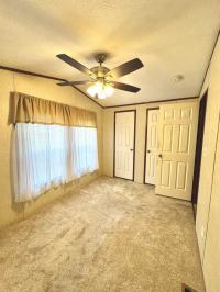 2012 Commodore Mobile Home