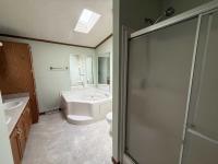 2001 Commodore Manufactured Home