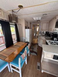 1993 Manufactured Home