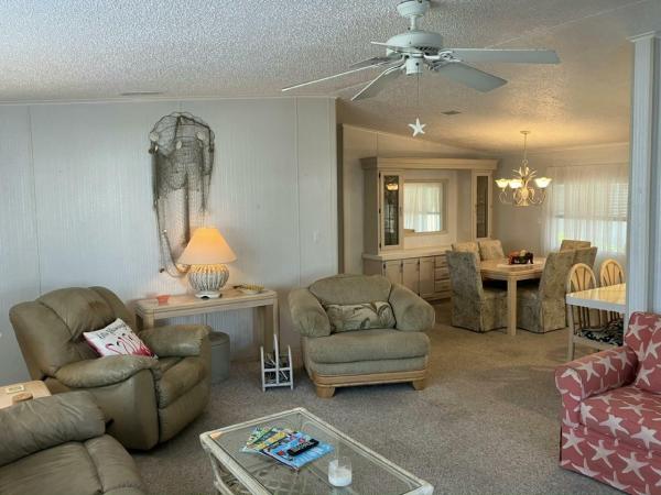 1993 Palm Harbor Manufactured Home
