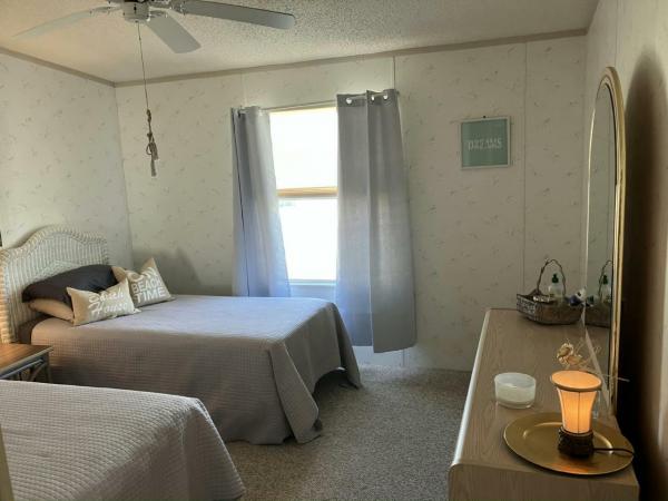 1993 Palm Harbor Manufactured Home