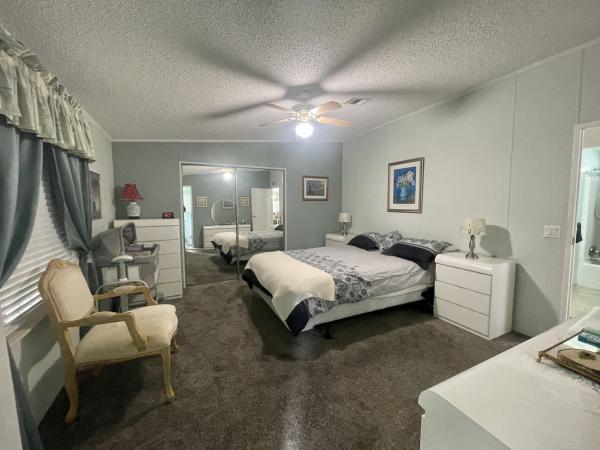 1993 Mobile Home
