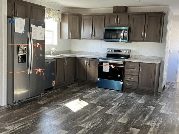 2025 Champion ESSL26610 Mobile Home