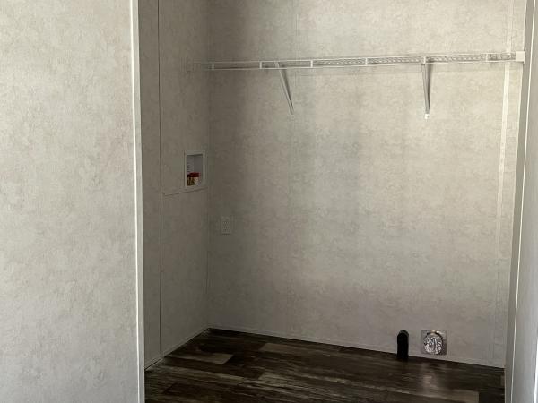 2025 Champion ESSL26610 Mobile Home