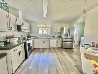 Photo 5 of 9 of home located at 2057 SE Joan Rollins Ave Crystal River, FL 34429