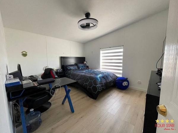 2000 SKYL  Home