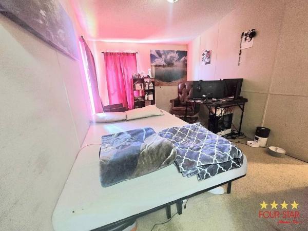 1995 OAKS  Home