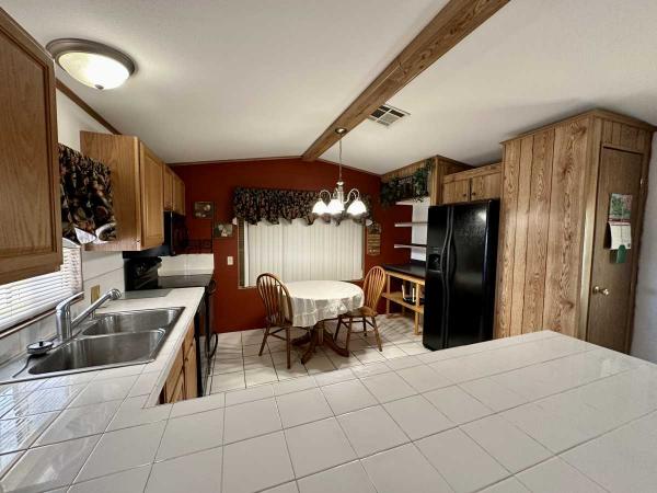 1985 Redman  Mobile Home