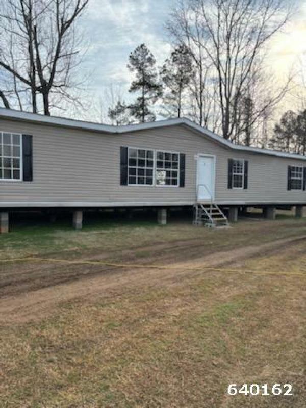Photo 1 of 2 of home located at Buffington Mobile Home Sales I 31 Hickory Nut Rd Decatur, MS 39327