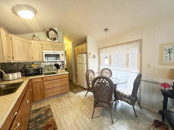 2002 CHIO Manufactured Home