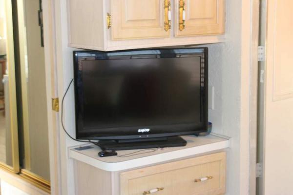 1989 Castle Manufactured Home