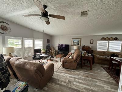 Photo 2 of 12 of home located at 446 Redwood Drive Sebring, FL 33876