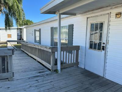 Photo 3 of 15 of home located at 1441 Marsh Creek Lane Orlando, FL 32828
