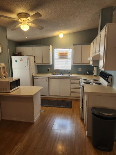 Photo 4 of 7 of home located at 154 Juliana Blvd. Auburndale, FL 33823