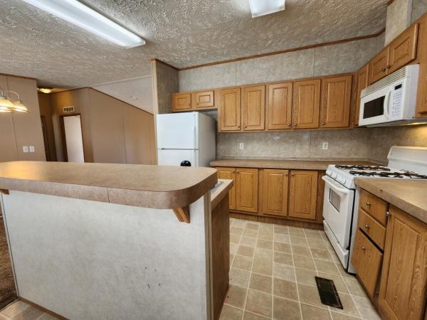 2005 Clayton Mobile Home