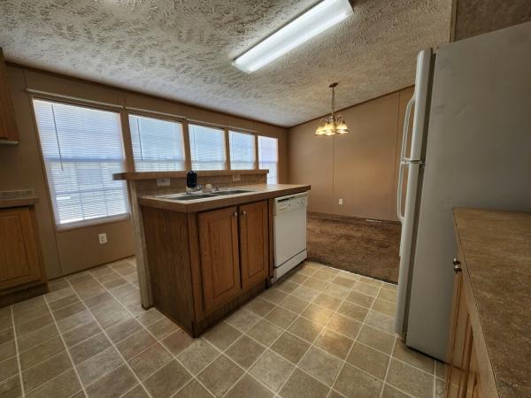 2005 Clayton Mobile Home