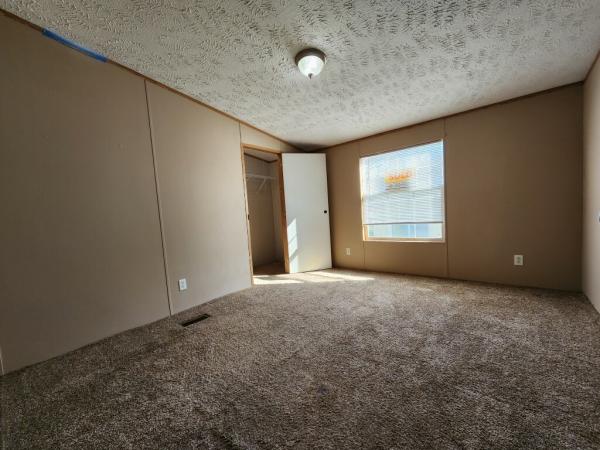 2005 Clayton Mobile Home