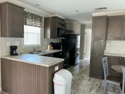 Photo 3 of 6 of home located at 5551 SW 18th Terrace Bushnell, FL 33513