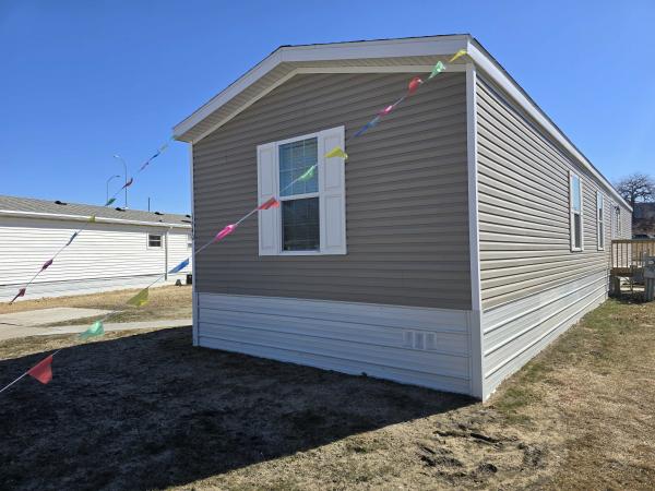 2025 Champion - Topeka Mobile Home